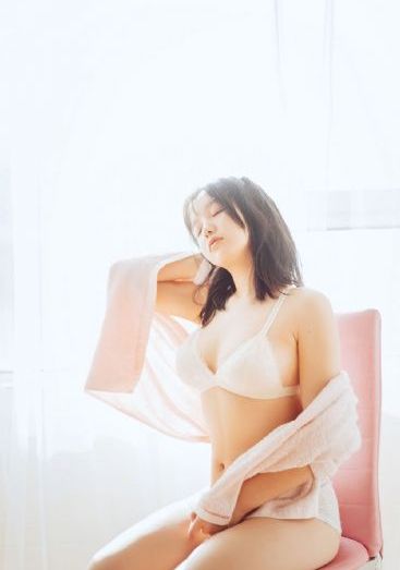 顶级嫩模啪啪呻吟不断_DVDBD在线观看
