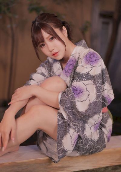 国产AV国内精品制服免费看_完整版电影在线观看
