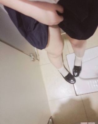 精品一二三区免费视频_720影视在线观看